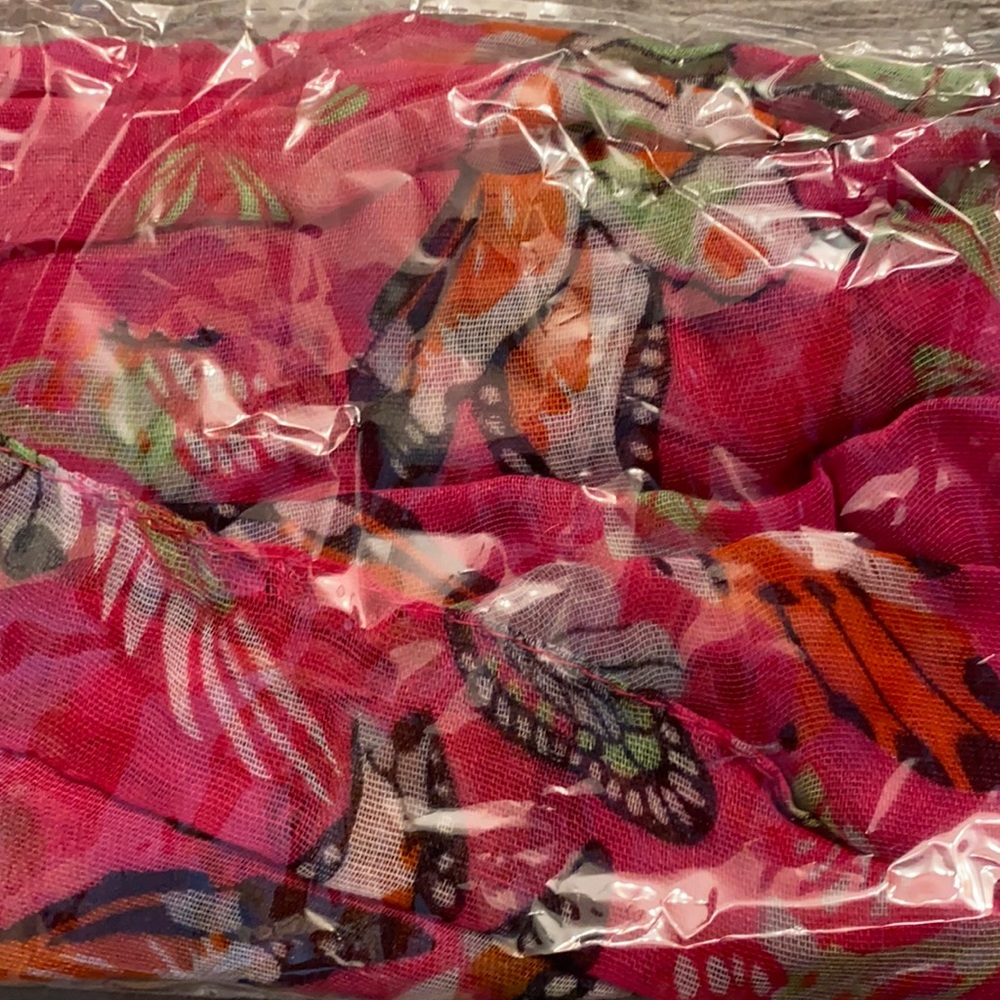 Sale 3 for $20 - NWT Scarf with butterflies